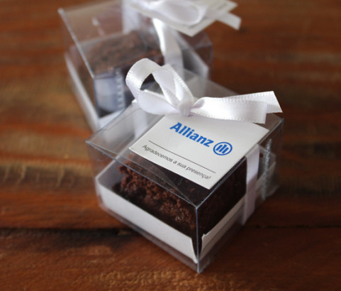 MINI BROWNIE (TAMANHO 3,5X3,5CM) CX DE ACETATO
